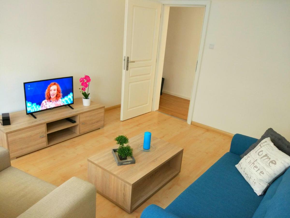 Riverview Apartment براتسيلافا المظهر الخارجي الصورة